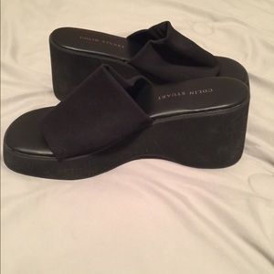 NWOT cute sandals